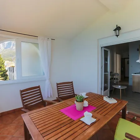 Lina 아파트 그라다츠